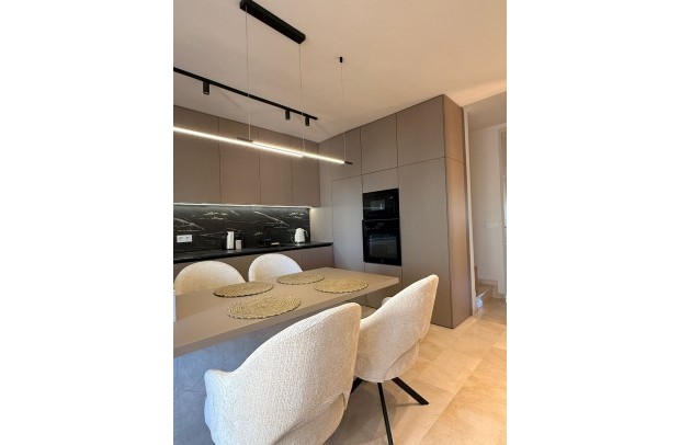 Resale - Apartment - Las Ramblas