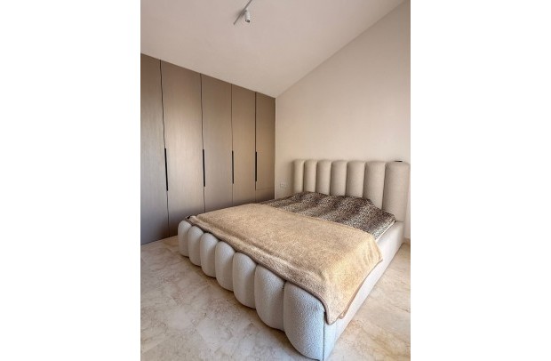 Resale - Apartment - Las Ramblas