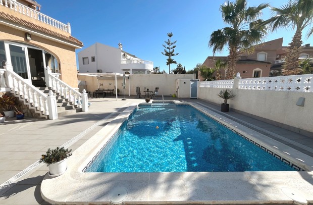 Revente - Villa Detached - Benijófar - Monte Azul