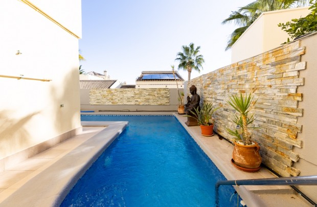 Reventa - Villa Detached - Las Ramblas