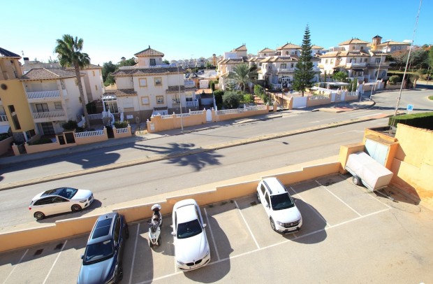 Resale - Apartment - Cabo Roig