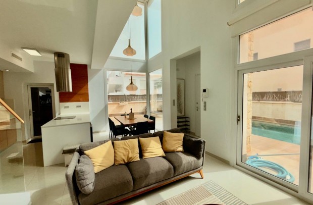 Resale - Villa Detached - Ciudad Quesada - Rojales