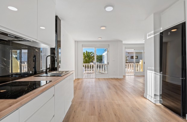 Revente - Semi-Detached - Benimar