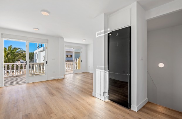 Revente - Semi-Detached - Benimar