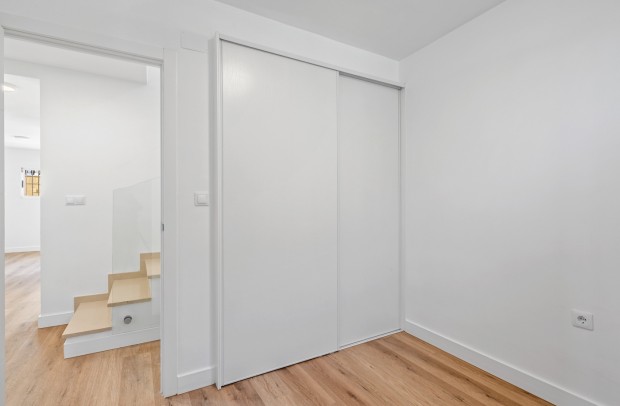 Revente - Semi-Detached - Benimar