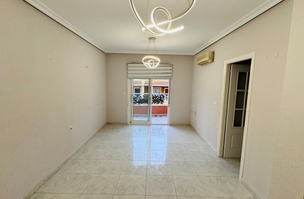 Reventa - Apartment - Los Montesinos