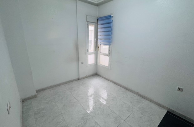 Reventa - Apartment - Los Montesinos