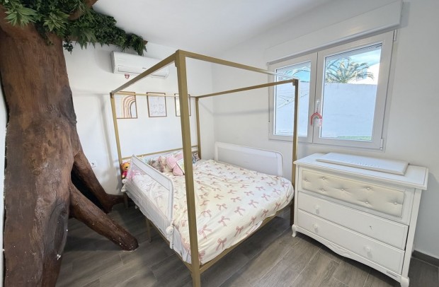 Resale - Villa Detached - Orihuela Costa - Las Filipinas