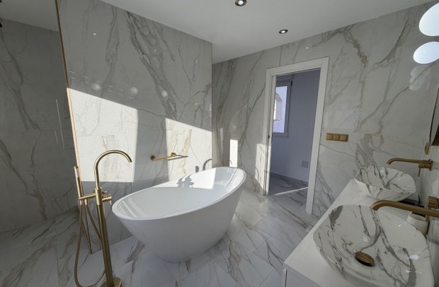 Resale - Villa Detached - Orihuela Costa - Las Filipinas