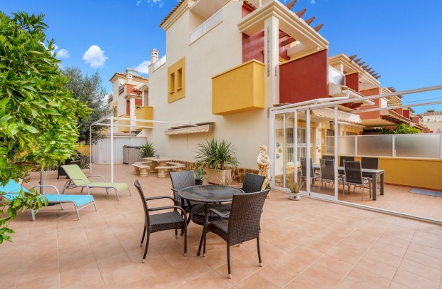 Resale - Apartment - Orihuela Costa - Villamartín
