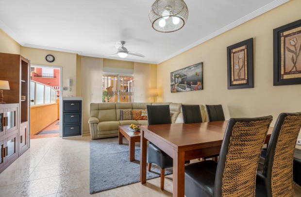 Resale - Apartment - Orihuela Costa - Villamartín