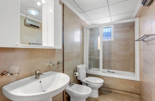 Resale - Apartment - Orihuela Costa - Villamartín