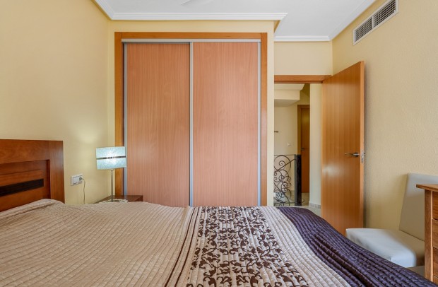 Resale - Apartment - Orihuela Costa - Villamartín