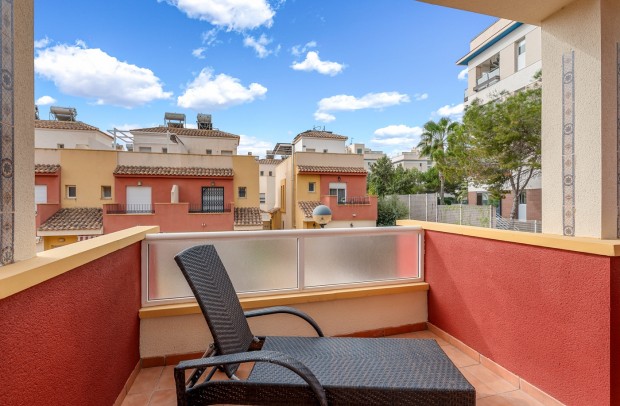Resale - Apartment - Orihuela Costa - Villamartín