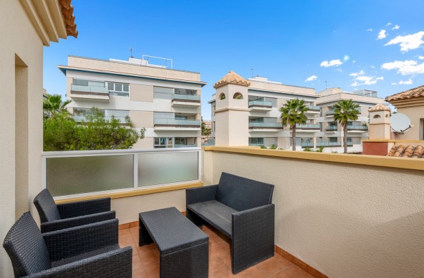 Resale - Apartment - Orihuela Costa - Villamartín