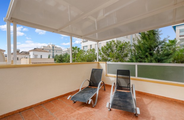 Resale - Apartment - Orihuela Costa - Villamartín