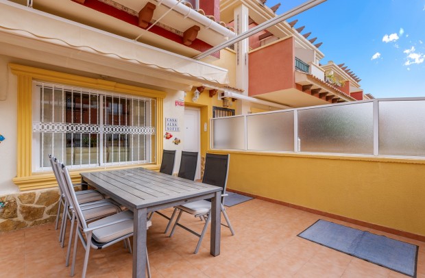 Resale - Apartment - Orihuela Costa - Villamartín