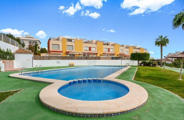 Resale - Apartment - Orihuela Costa - Villamartín