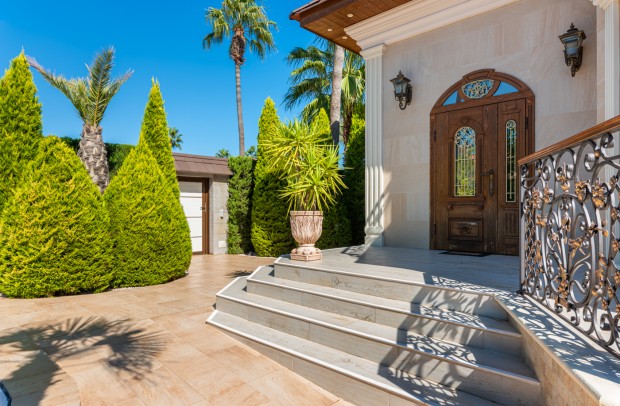 Resale - Villa Detached - Ciudad Quesada