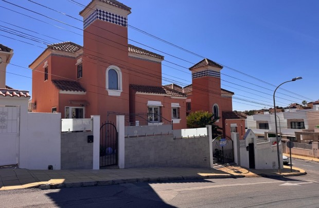Reventa - Villa Detached - San Miguel de Salinas - Blue Lagoon