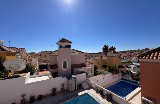 Reventa - Villa Detached - San Miguel de Salinas - Blue Lagoon