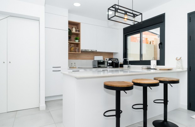 Revente - Villa Detached - Los Montesinos