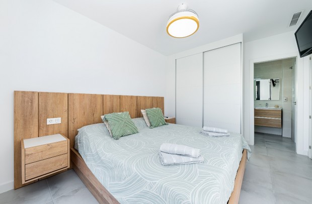 Revente - Villa Detached - Los Montesinos