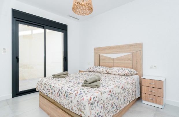 Revente - Villa Detached - Los Montesinos