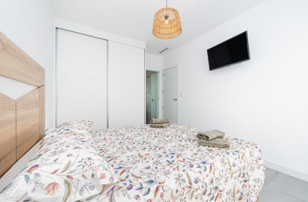 Revente - Villa Detached - Los Montesinos