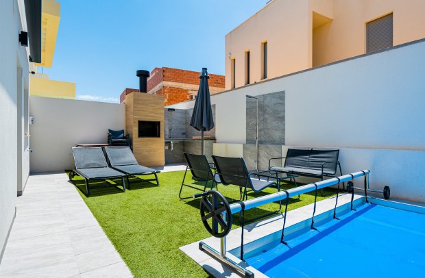 Revente - Villa Detached - Los Montesinos