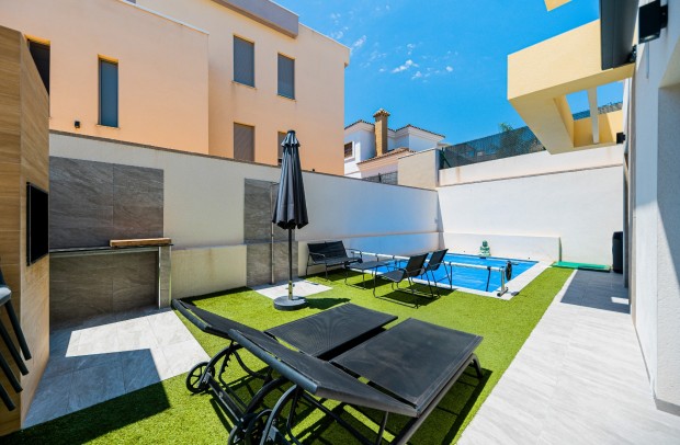Revente - Villa Detached - Los Montesinos