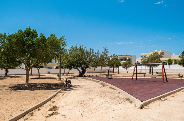 Revente - Villa Detached - Los Montesinos