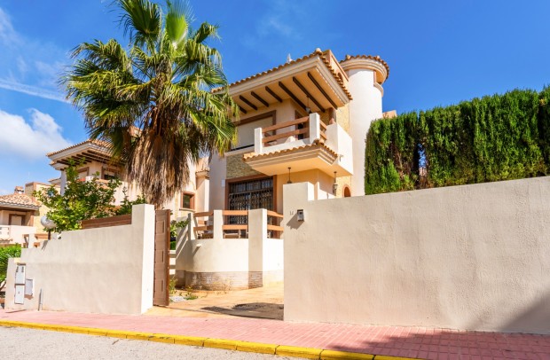 Revente - Villa Detached - Villamartin - Villamartín
