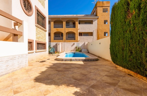 Revente - Villa Detached - Villamartin - Villamartín