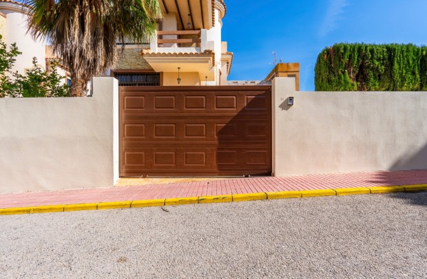 Revente - Villa Detached - Villamartin - Villamartín
