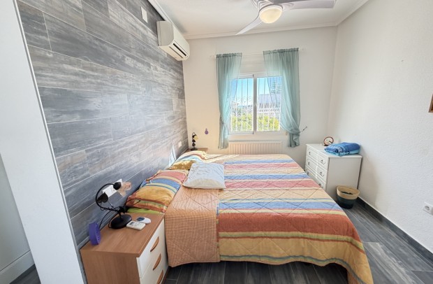 Resale - Villa Detached - Villamartin - Villamartín