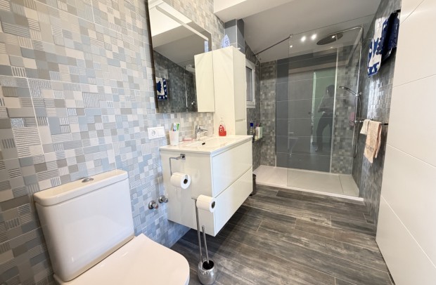 Resale - Villa Detached - Villamartin - Villamartín