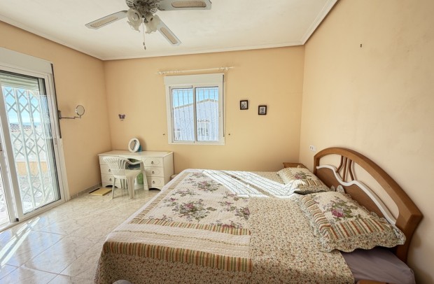 Resale - Villa Detached - Villamartin - Villamartín