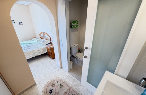 Resale - Villa Detached - Villamartin - Villamartín