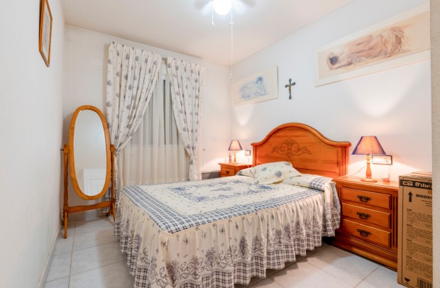 Resale - Bungalow - Orihuela Costa