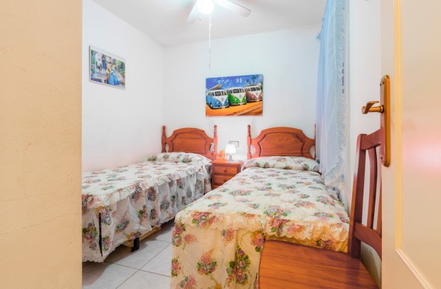 Resale - Bungalow - Orihuela Costa