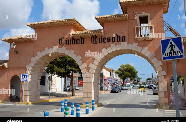 Revente - Villa Detached - Ciudad Quesada