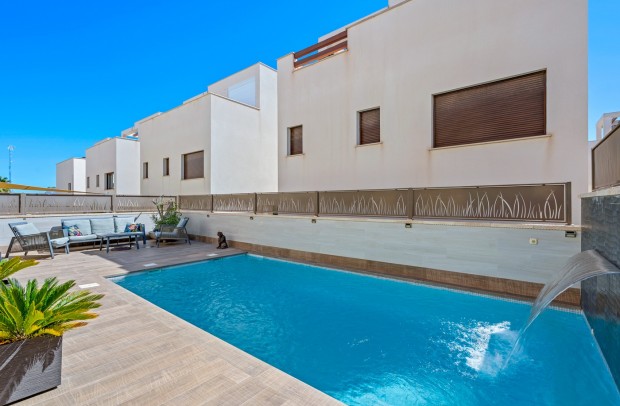 Revente - Villa Detached - Ciudad Quesada