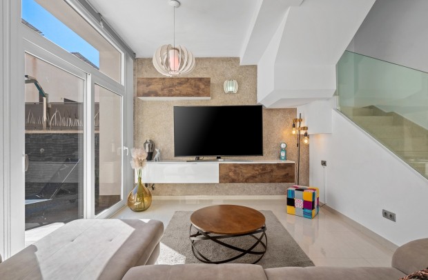 Revente - Villa Detached - Ciudad Quesada