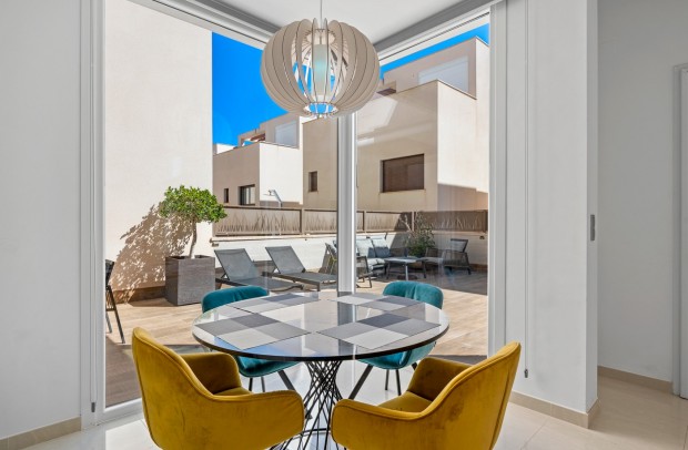 Revente - Villa Detached - Ciudad Quesada