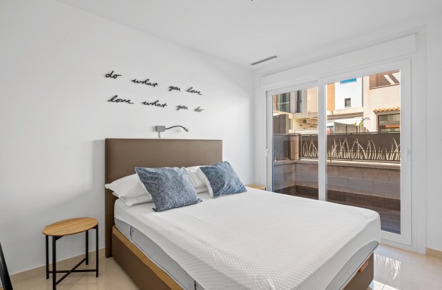 Revente - Villa Detached - Ciudad Quesada