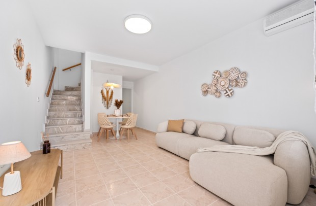 Reventa - Townhouse - La Florida
