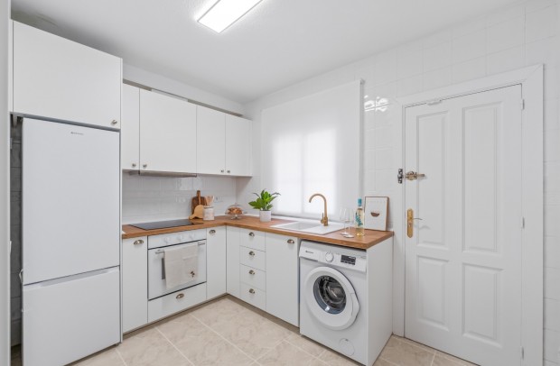 Reventa - Townhouse - La Florida