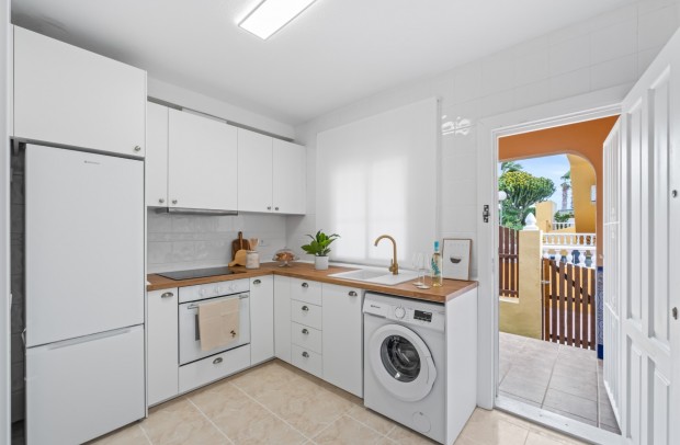 Reventa - Townhouse - La Florida