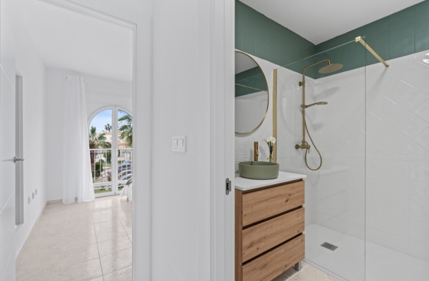 Reventa - Townhouse - La Florida